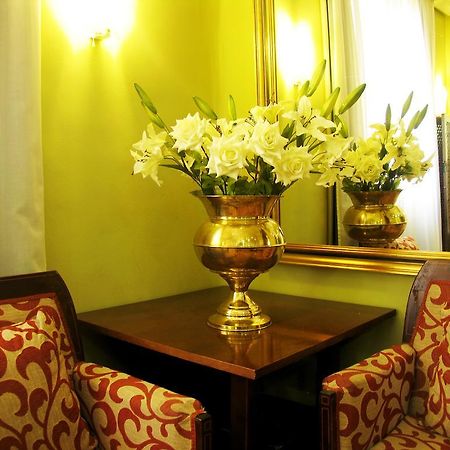 Hostal Los Guerreros Toledo Eksteriør billede